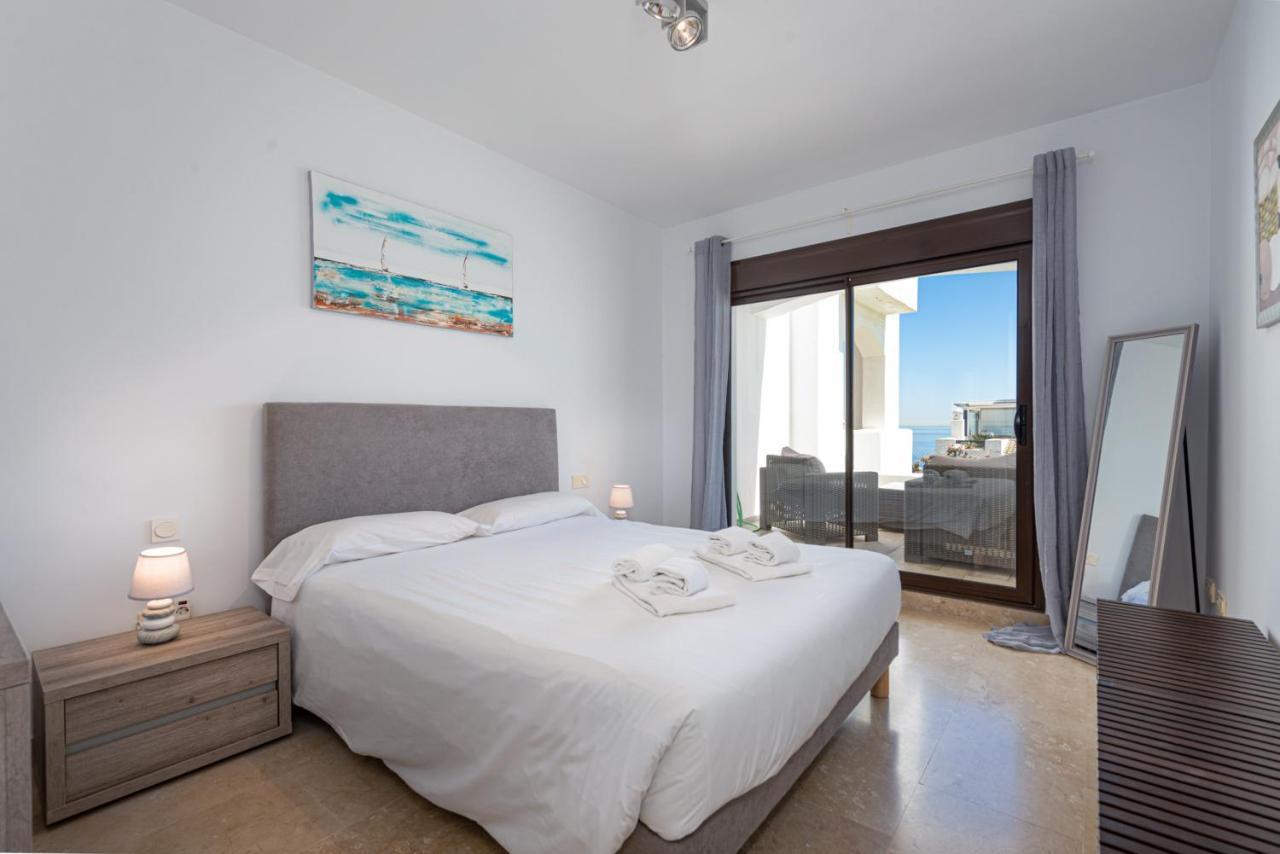 2149-Amazing Groundfloor 3 Bedrooms On Golf, Pools Alcaidesa Exterior photo